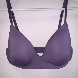 Victoria's Secret Wireless Tee Shirt Bra Purple Size 32D